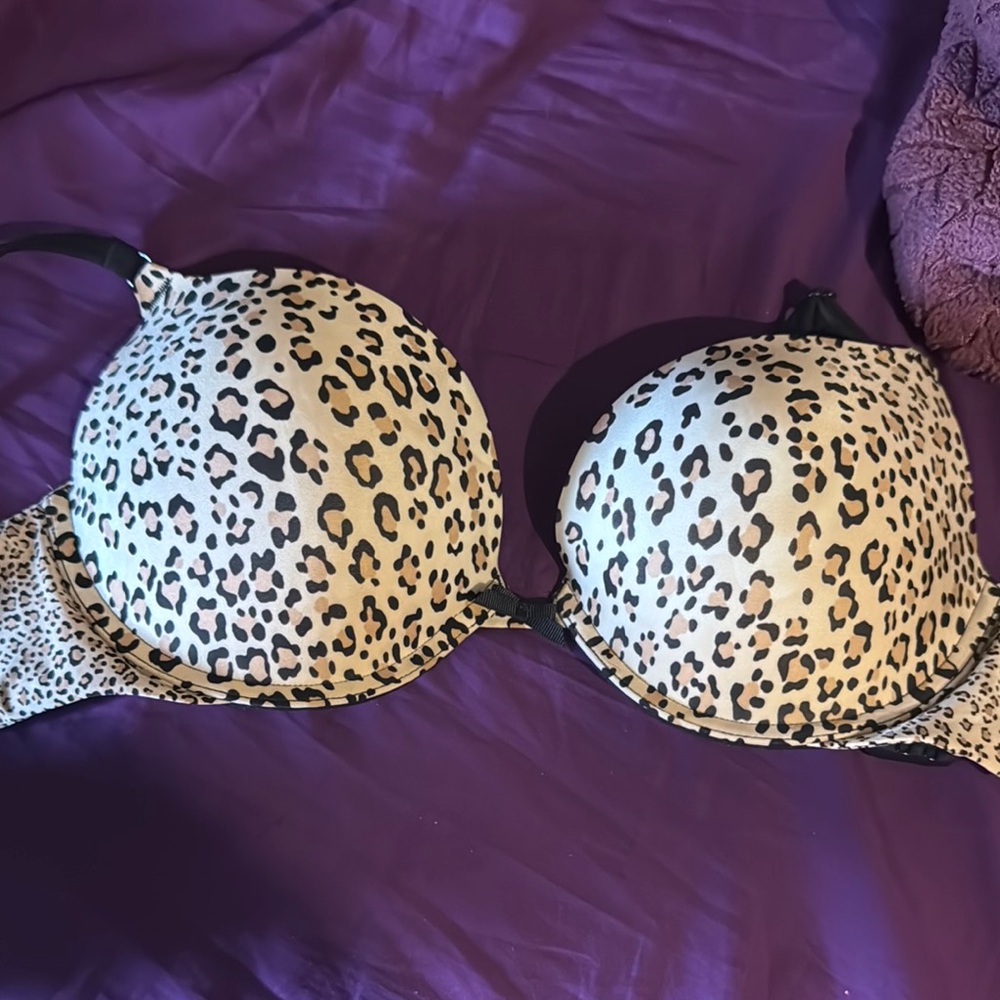 Victoria's Secret Tan and Black Leopard Print push-up